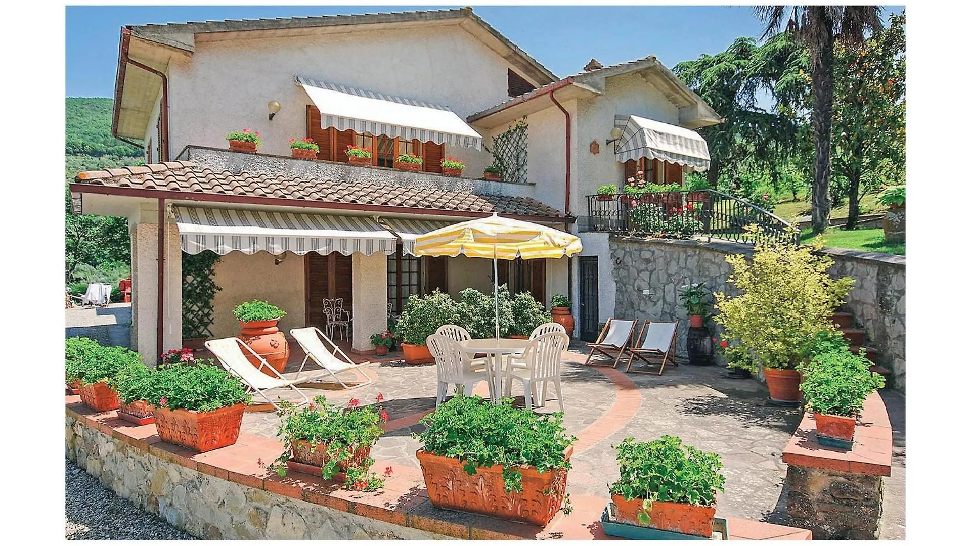 Cozy Home In Santandrea A Pigli With Wifi Policiano Ferienhaus