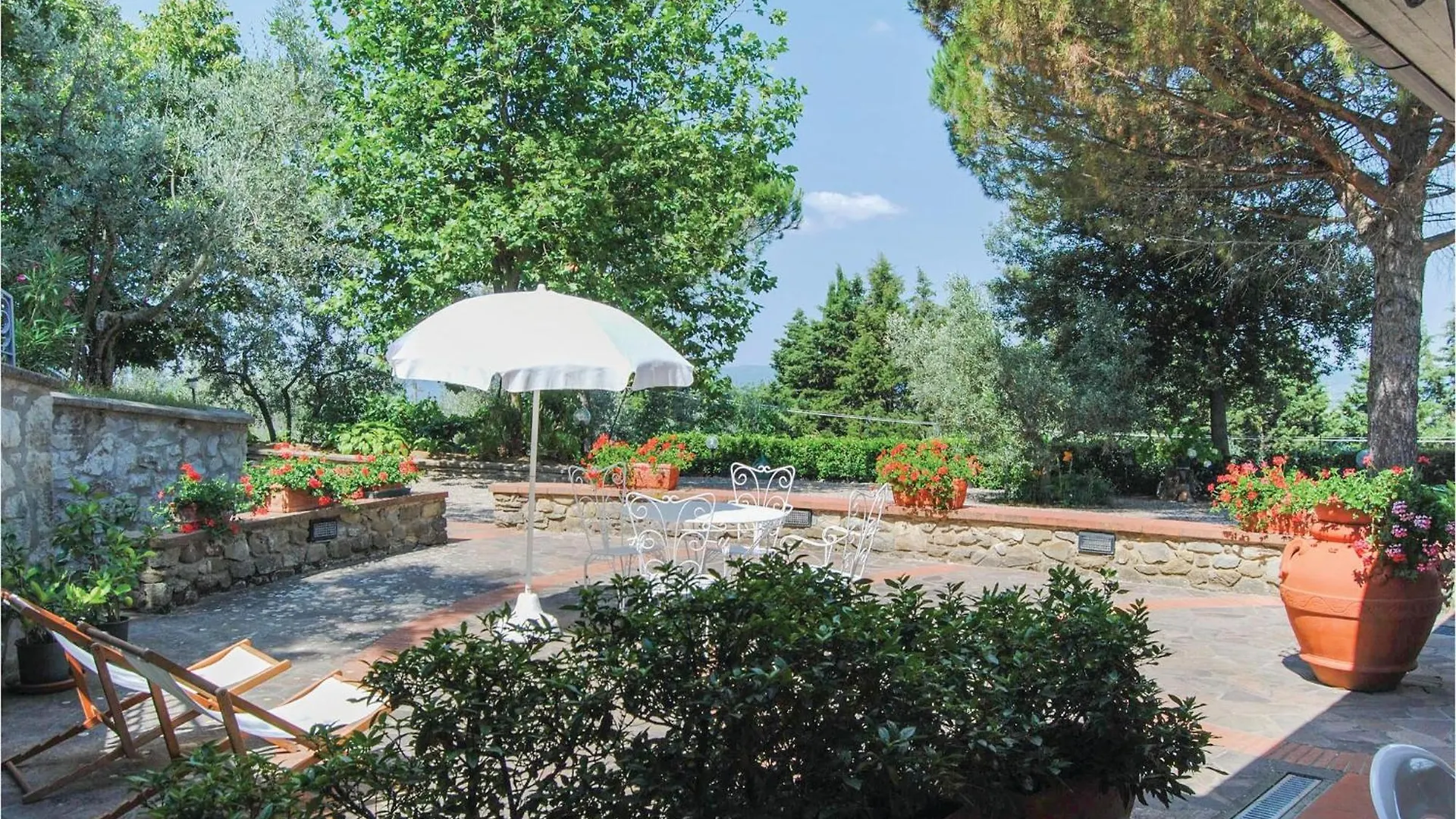 Cozy Home In Santandrea A Pigli With Wifi Policiano 0*,