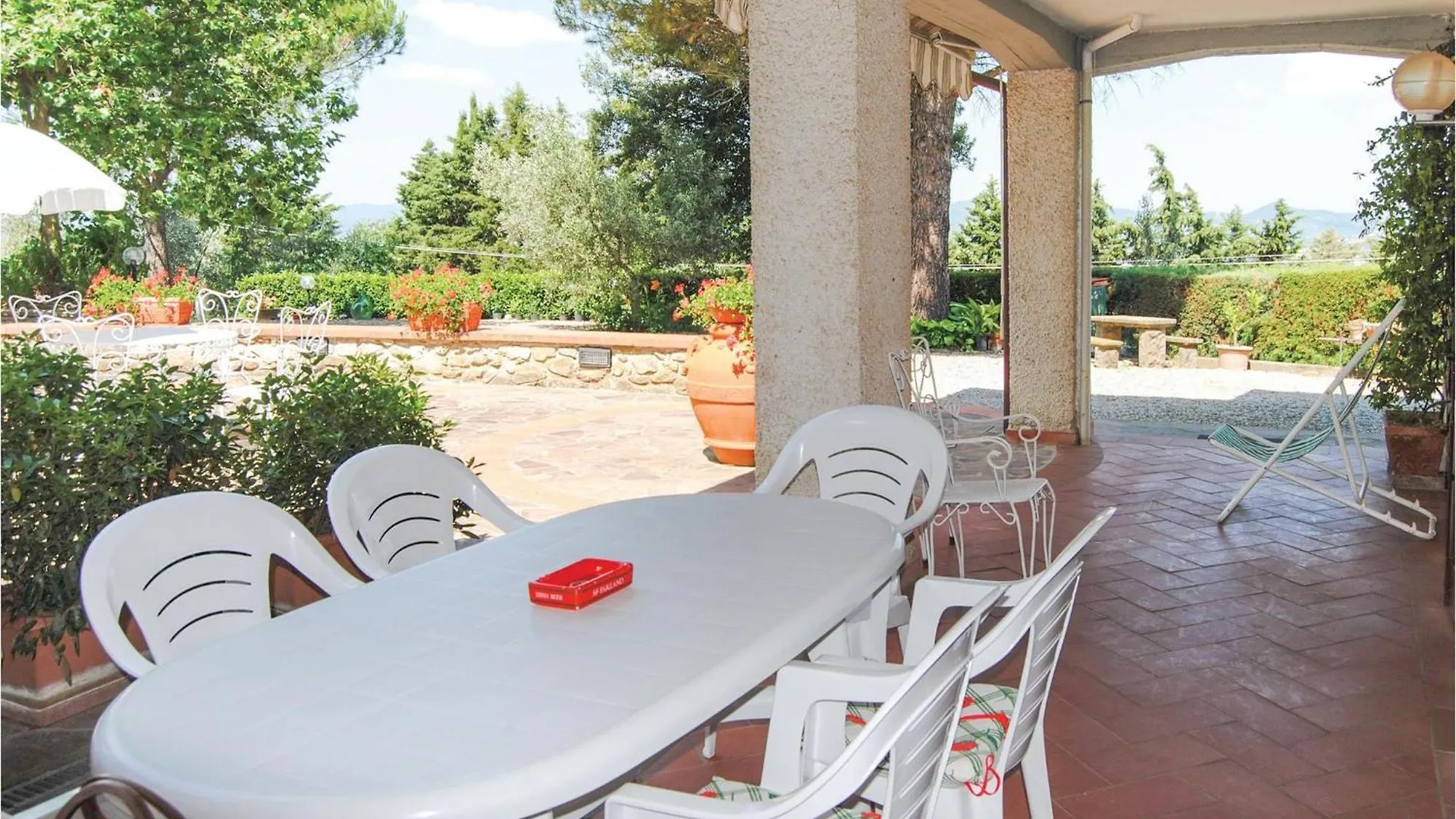 Cozy Home In Santandrea A Pigli With Wifi Policiano 0*,  Italien